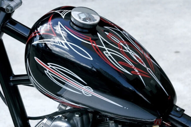 ホンダJAZZ用　 カスタムペイント 燃料タンク ブラック ピンストライプ 20250801_pinstripe_03-650x433.