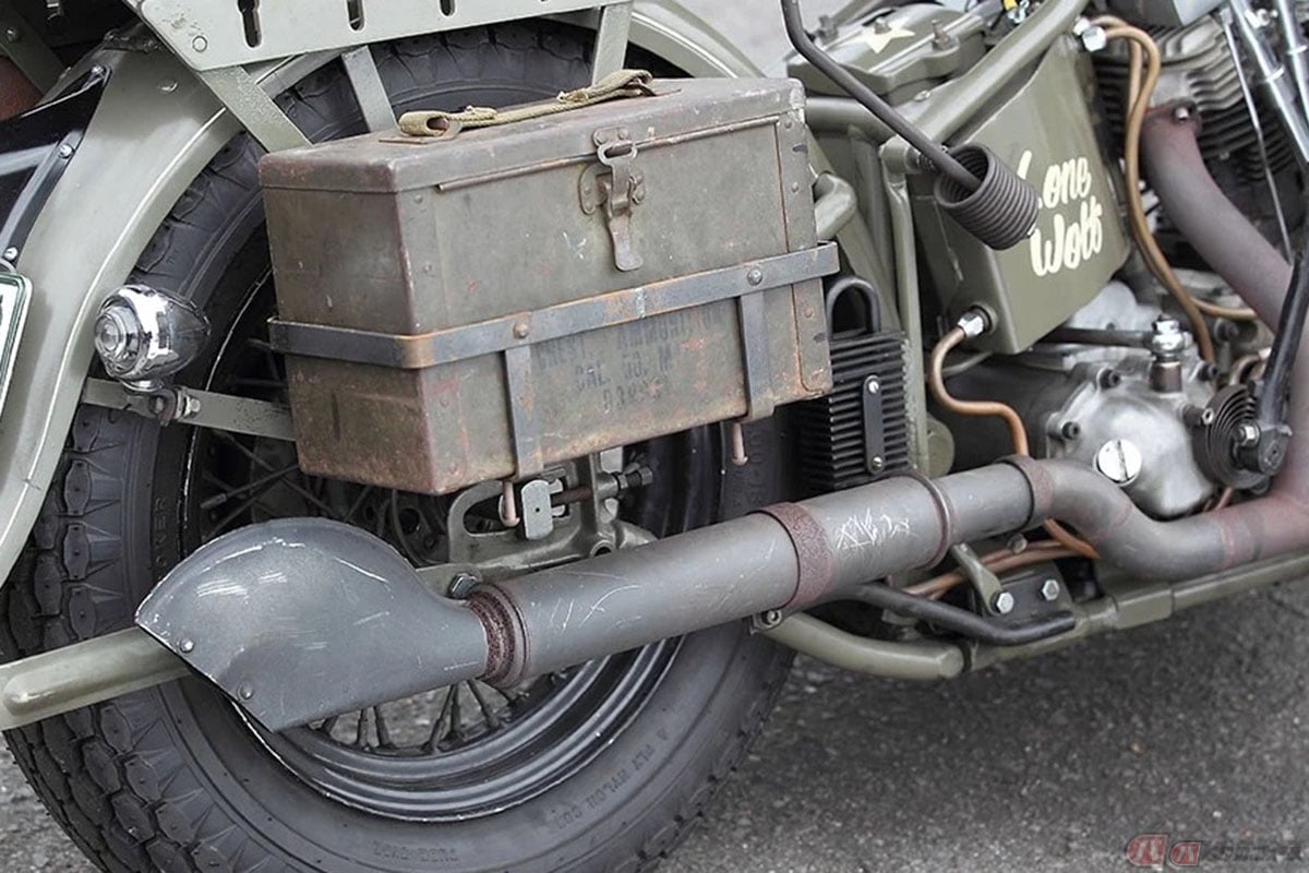 ゴードンフィッシュテールマフラー たしかにこの見た目は「魚の尾っぽ」!! カスタムバイクで人気の