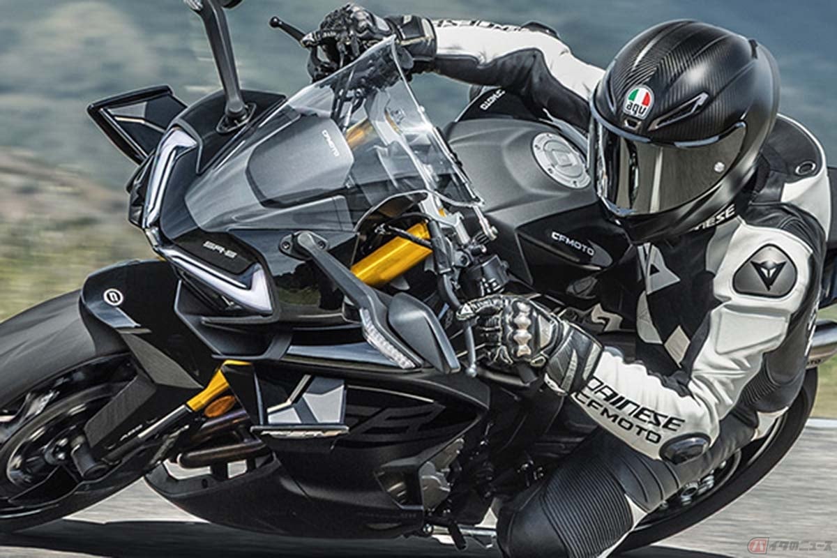 CFMOTO「750SR-S」