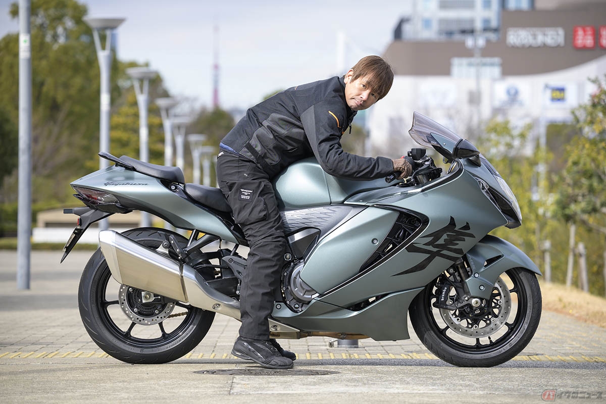 スズキ　隼　現状車　訳あり スズキ『ハヤブサ』25周年記念モデルを限定300台で発売。価格は221万