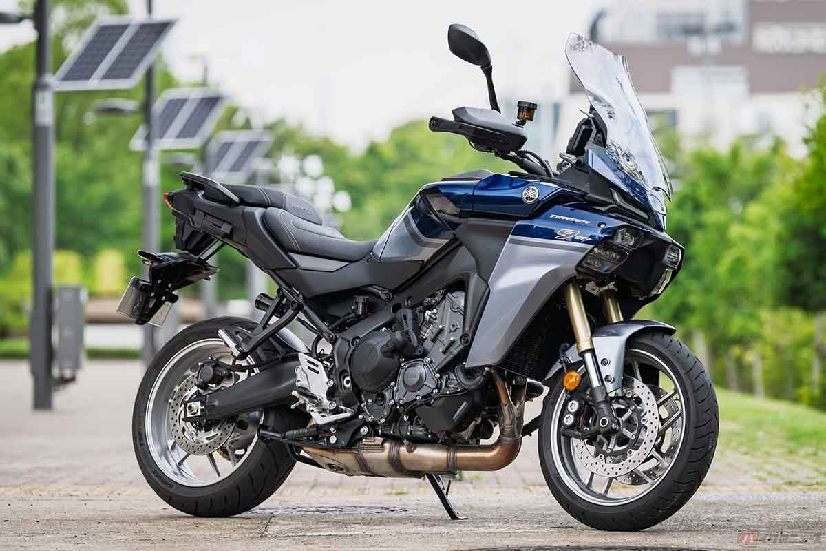 ヤマハ「TRACER9 GT+ Y-AMT」。新カラー「ダークパープリッシュブルーメタリックU」は、前モデルより深みのある色合い