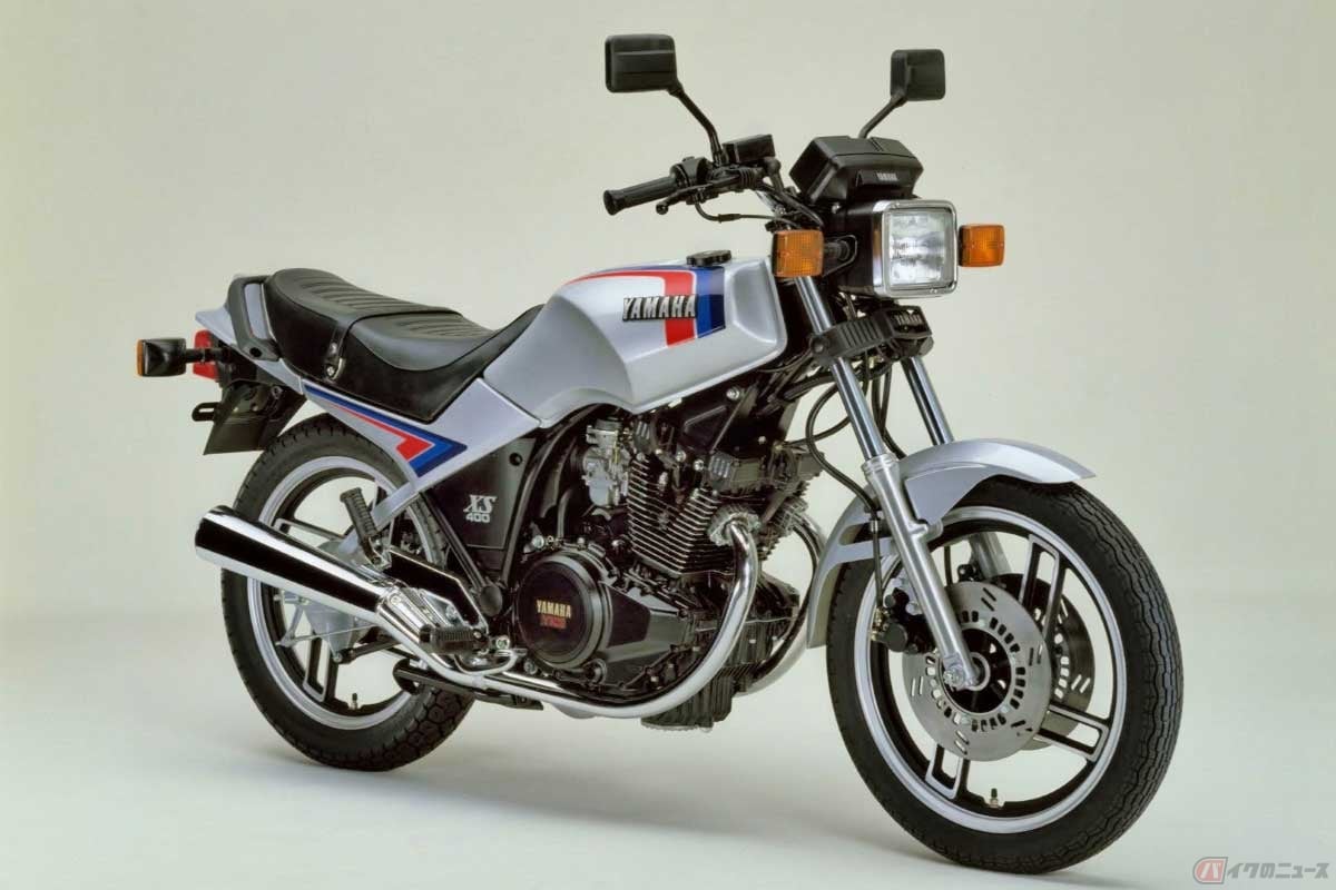 1983年発売の「XS400」