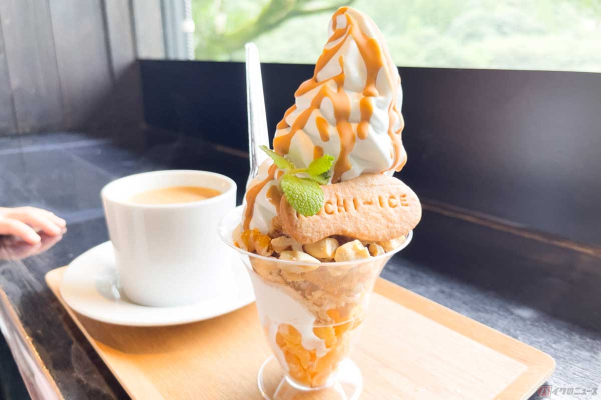 高知県にツーリングに来たら、是非立ち寄りたいグルメスポット「高知アイス売店」では、地元の食材に拘ったスイーツをいただけます