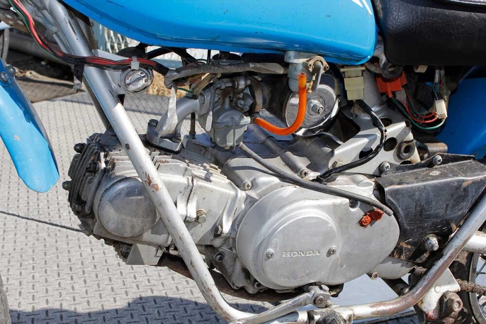 ホンダ「スーパーカブ」の兄弟モデル「パスポート」購入ついでに入手