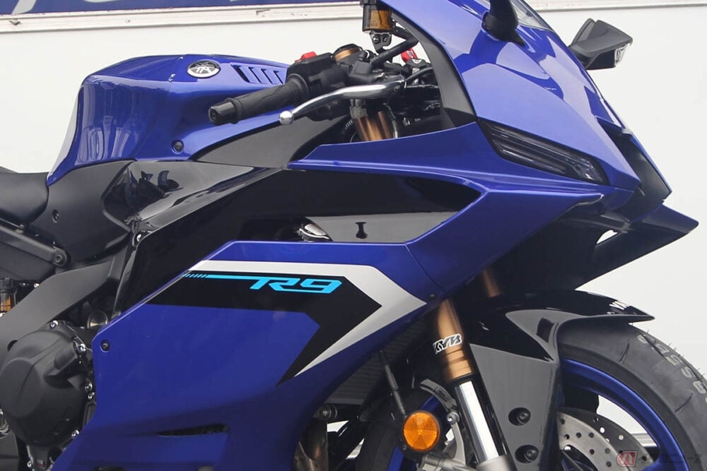 満を持してヤマハの新型モデル「YZF-R9」発売!! 「親しみやすさ」も