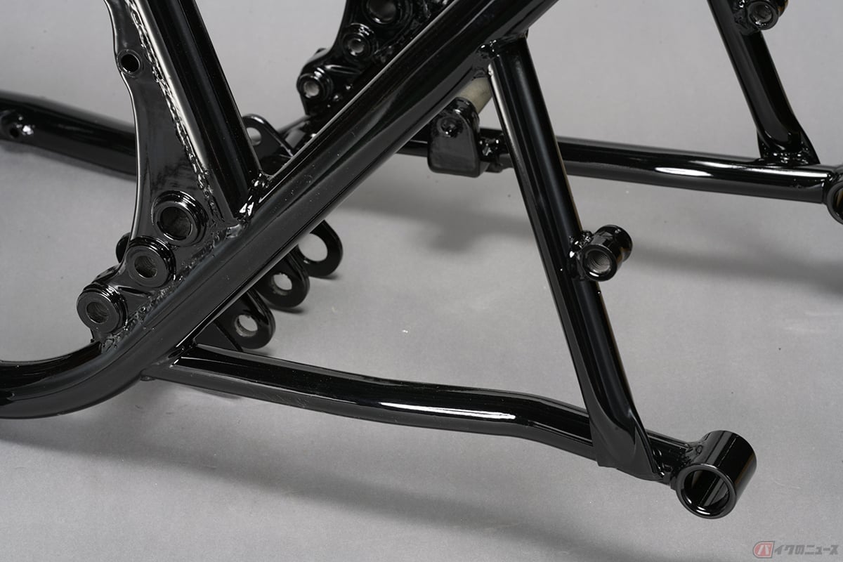 高い強度と美しい肌が魅力のパウダーコート。近年では豊富なカラーが用意されています