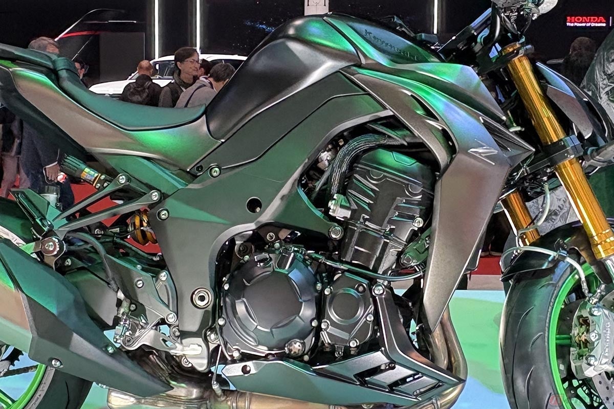 カワサキの新型モデル「Z1100 SE」
