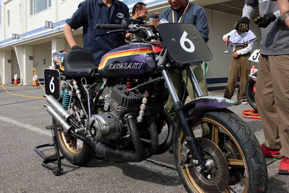 筆者（後藤武）のカワサキ「750SS」（マッハIV／H2）。試行錯誤と改善でレースを走っても問題ナシ