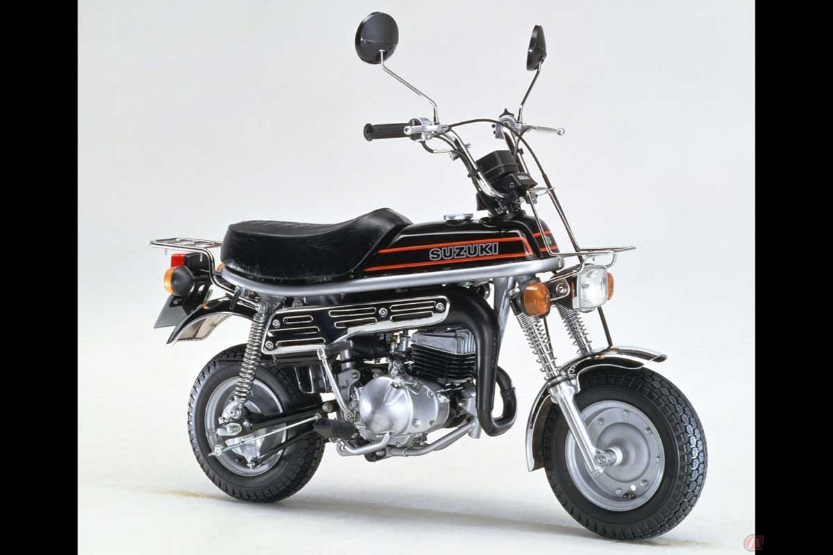 1979年発売の「EPO(エポ)」は、フレームのパイプがぐるりと車体を囲む独特のスタイルに2ストロークの50ccエンジンを搭載