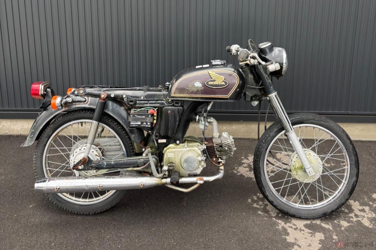 ホンダのビジネスバイク「ベンリイ」がベース!? 廃車寸前から見事な