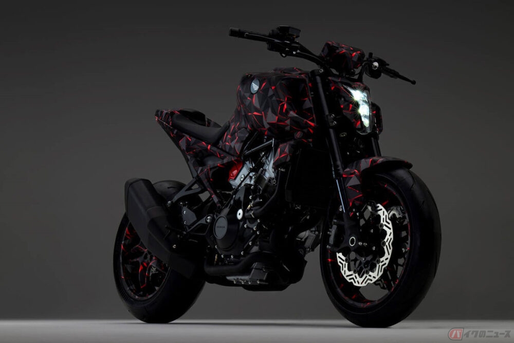 日本で初お披露目 「V型3気筒＋電動過給機」搭載車 ホンダ「V3R 900 E