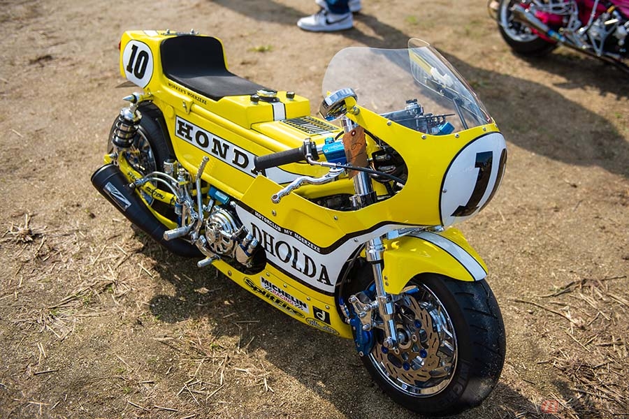 ベース車は何？ 