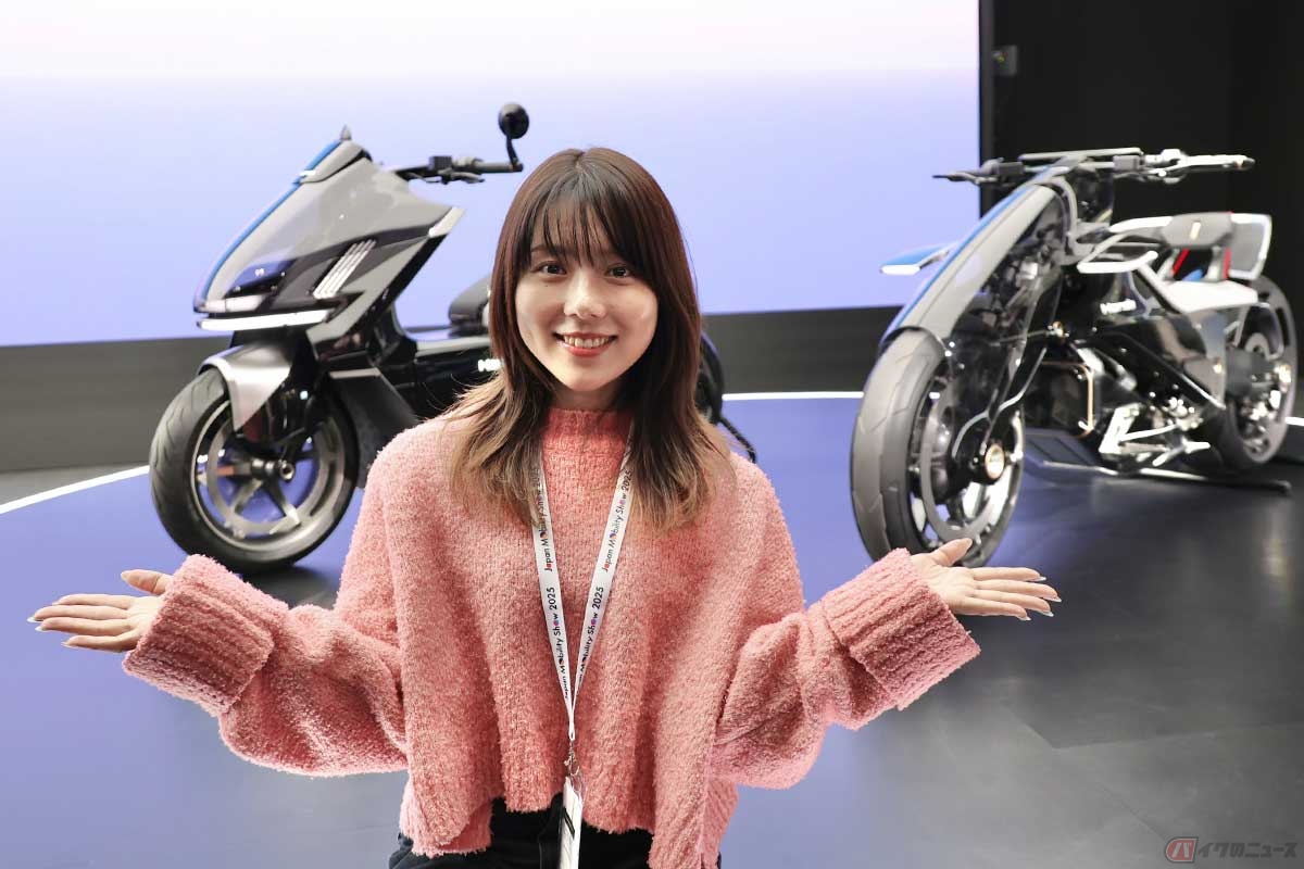 「Japan Mobility Show 2025」のHondaブースで、電動バイクのコンセプトモデルを初めて目にした小野木里奈さん