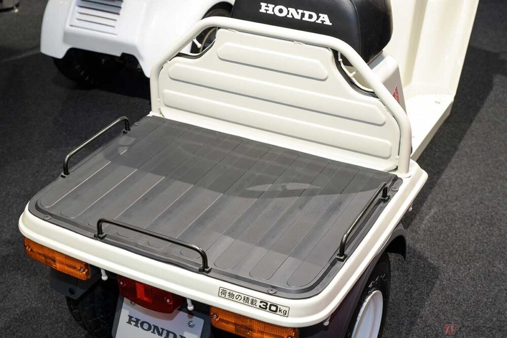 ビールケースもラクラク積める!! ホンダの原付3輪スクーター「ジャイロ