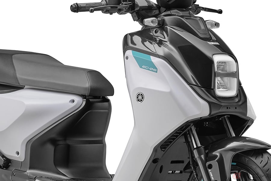 ヤマハの新型電動スクーター「EC-06」