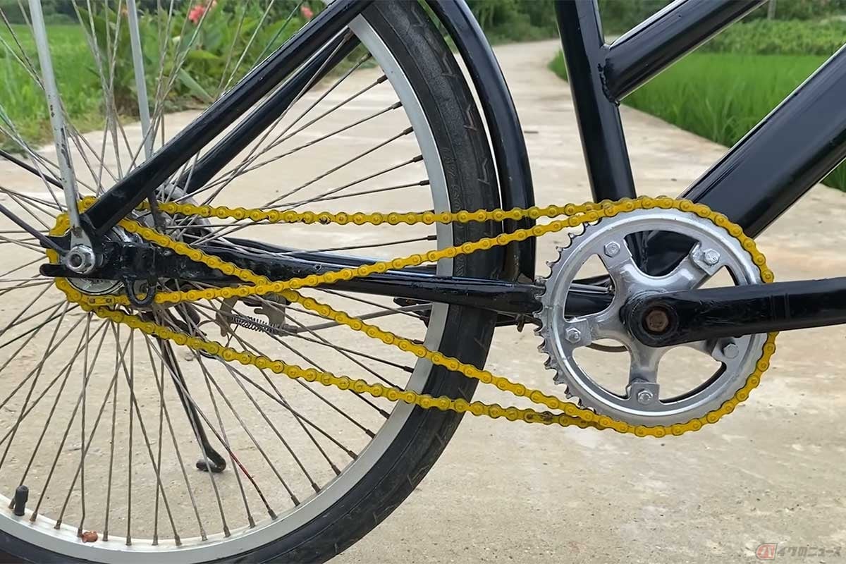 普通に漕いでも逆に漕いでも「前に進む」魔改造自転車のDIY動画に反響