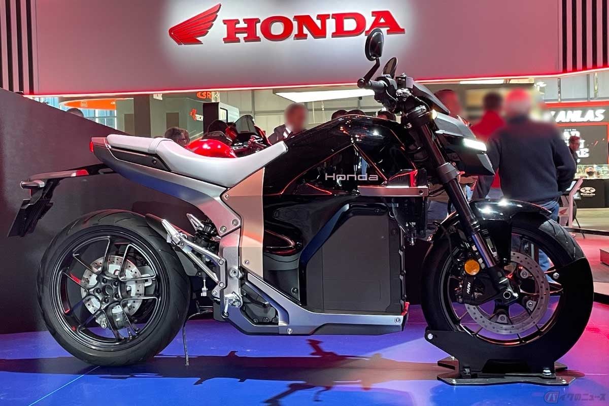 ホンダが「EICMA2025」で世界初公開した電動バイク「WN7」に反響