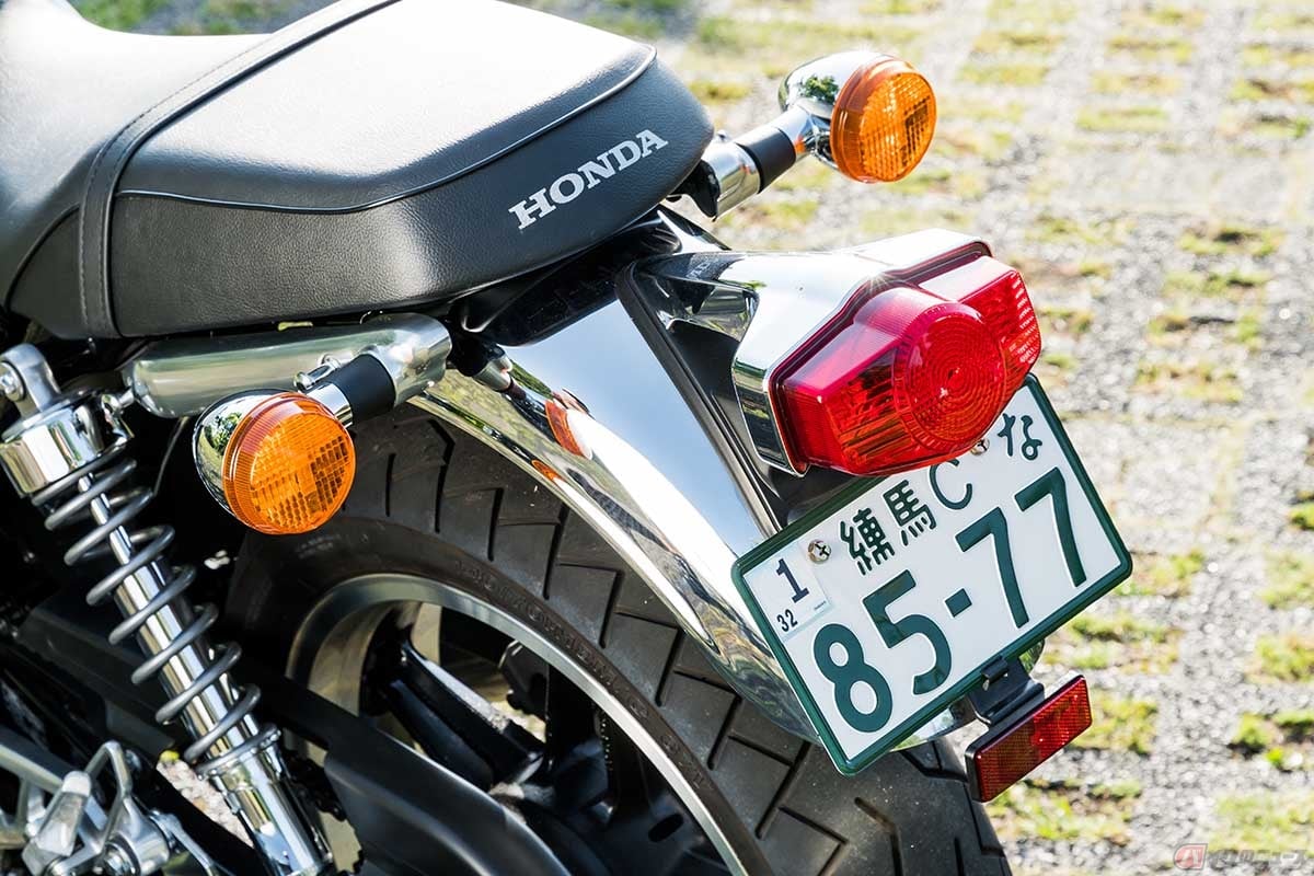 公道を走行するうえで必須の保安部品