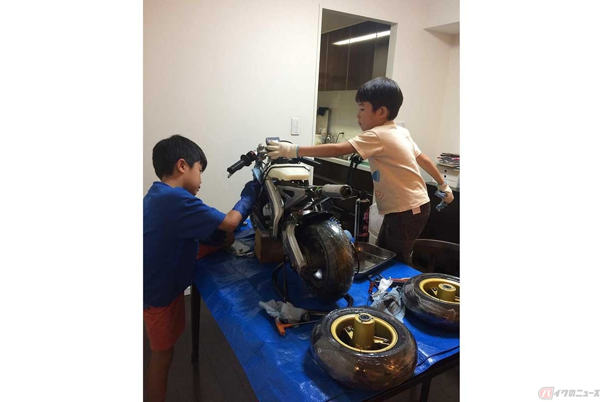 「6歳のときポケバイに乗りだして、7歳でレースに参戦しました」という森山浬さん。「最終目標はMotoGPでチャンピオンを取ることです」