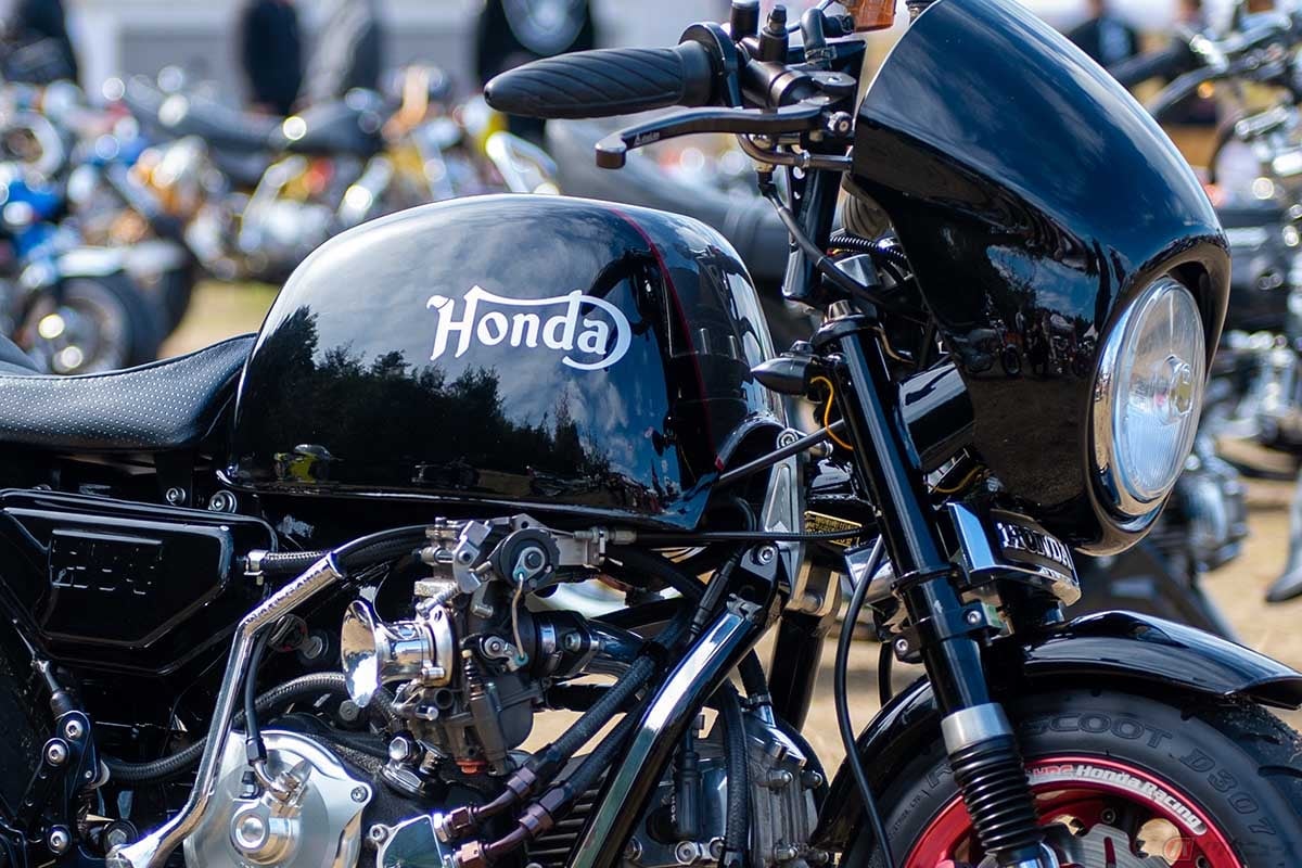 ホンダ「ゴリラ」をベースにしたカフェレーサー風カスタム