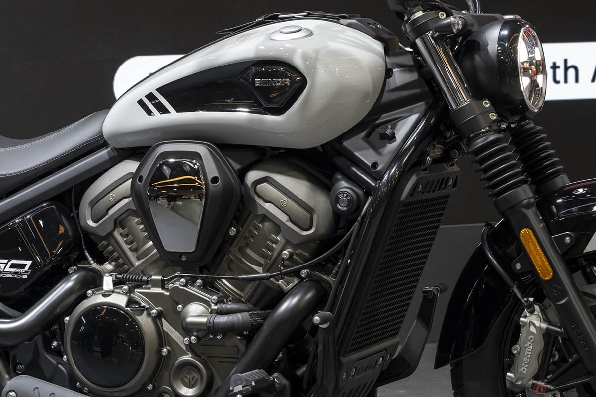 BENDAの最新クルーザー「Dark Flag 950」