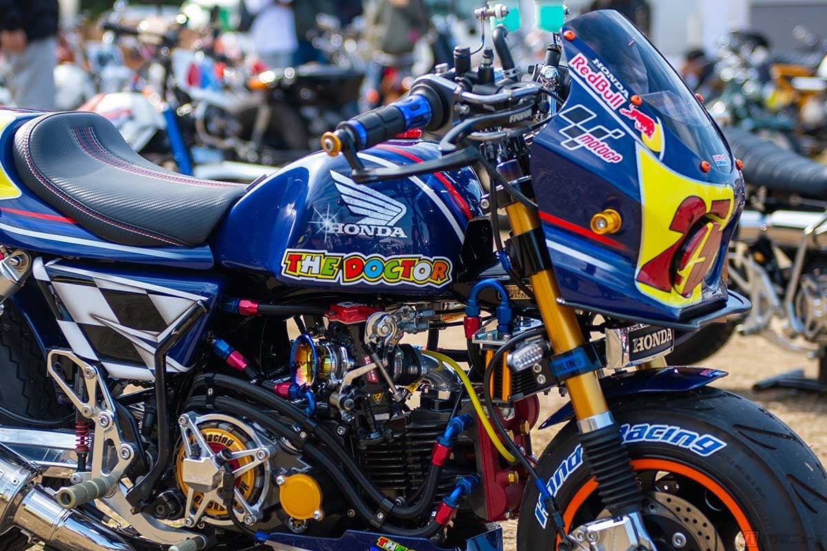 ホンダ「モンキー」をベースにしたレーサー風カスタム