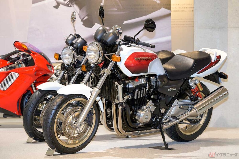 シリーズ最大排気量!! ホンダ初代「CB1300スーパーフォア」は5つの感動