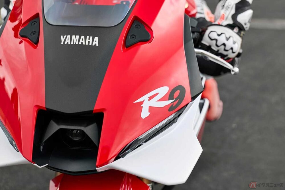 ヤマハ「YZF-R9」の特別仕様車が発売 限定200台の記念モデルに販売店