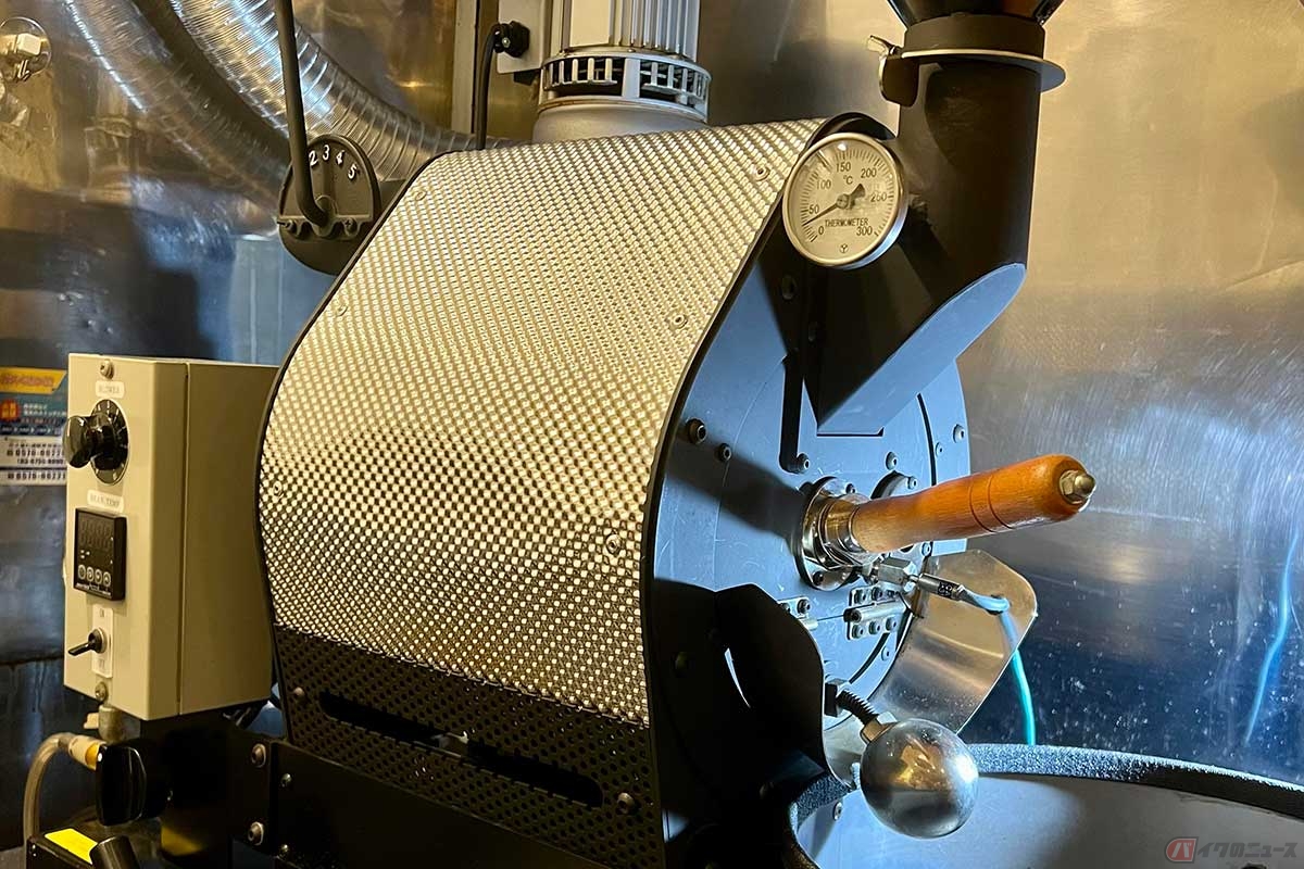 自家焙煎のコーヒー屋にとって、メンテナンスと言えば焙煎機です