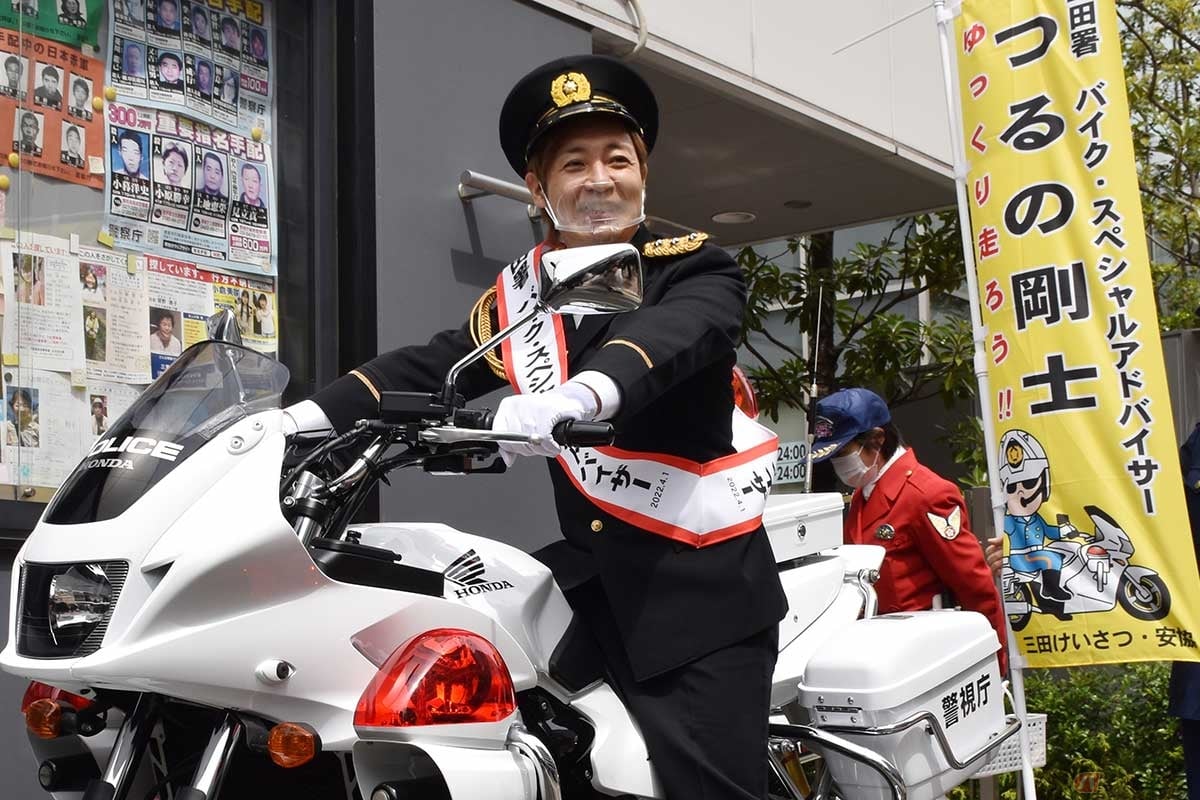 バイク好きタレントとしても知られる、つるの剛士さん(時事通信フォト/2022年04月01日)