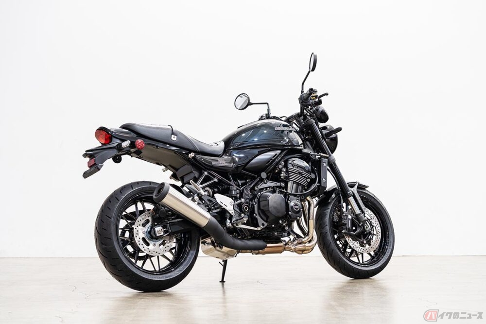 カワサキ「Z900RS Black Ball Edition」2027年モデル発売！ 伝統の「Z1
