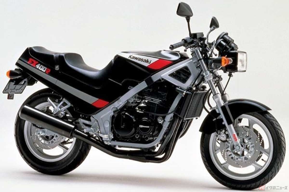1985年発売の「FX400R」のエンジンは「GPZ400R」と共通だが、フレームは「GPZ600R」のスチール製がベース