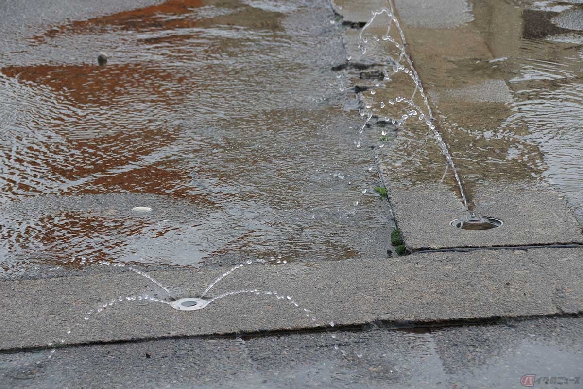 北陸地方に多い融雪装置(消雪パイプ)