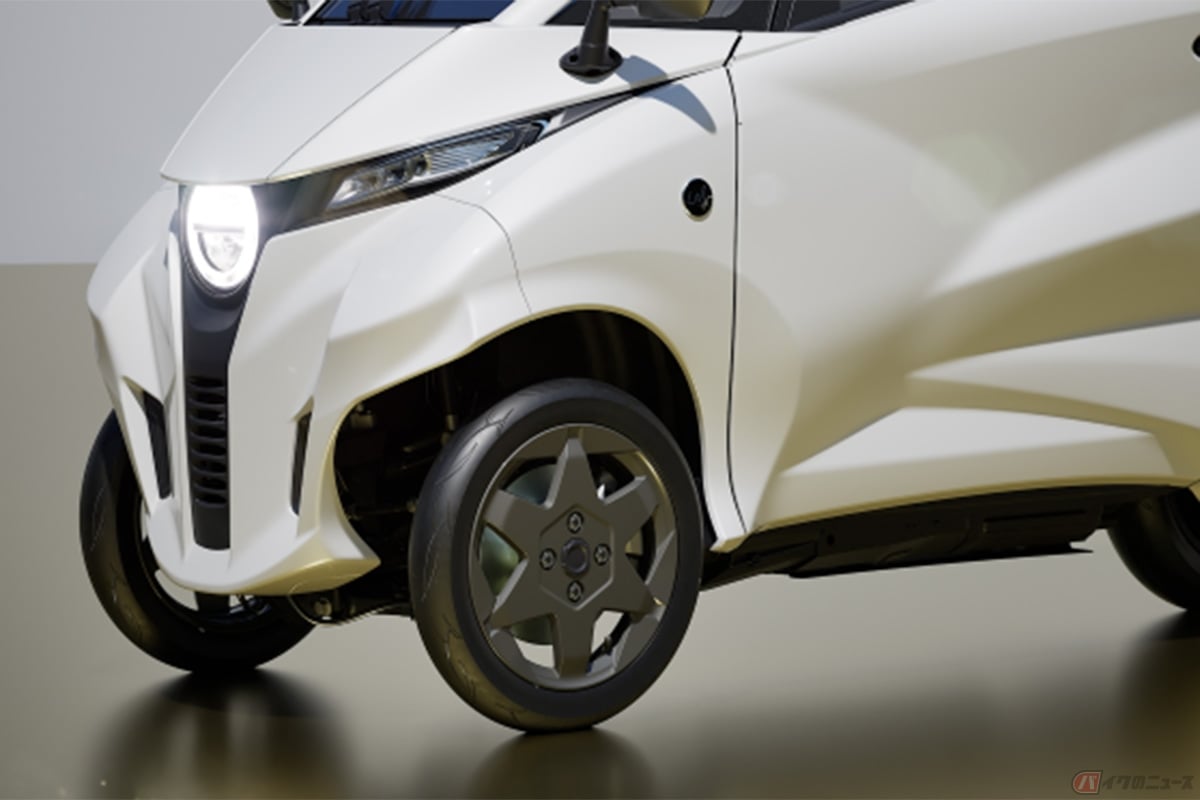 Lean Mobilityが開発・製造する電動モビリティ「Lean3」。バイクのようにリーンし安定したコーナリングを実現しています