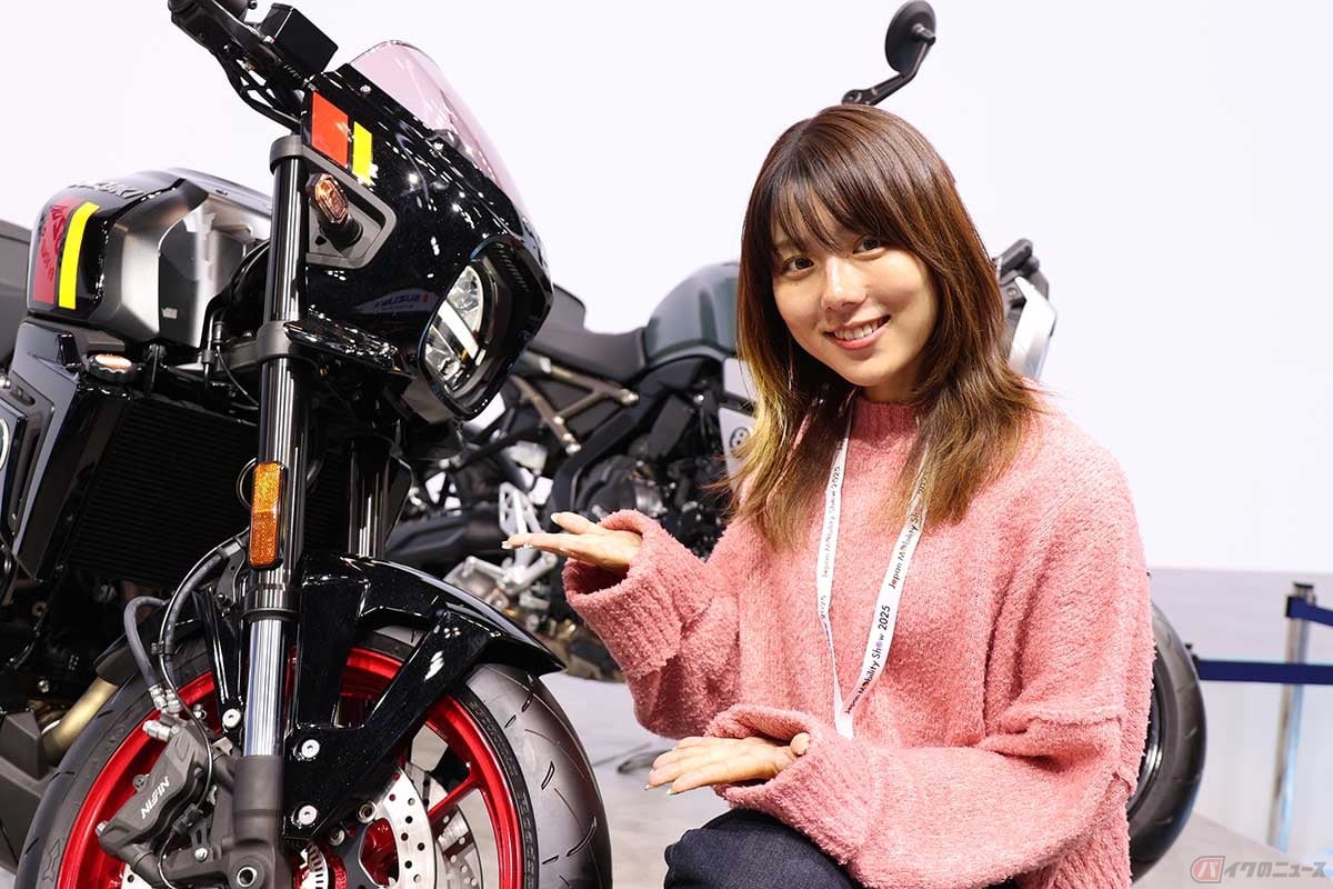 スズキの新型モデル(市販予定車)「GSX-8T」と「GSX-8TT」について、バイク好き女優の小野木里奈さんがその魅力に迫ります