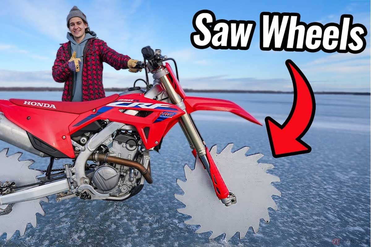 まるで漫画の世界のようなカスタムバイクで氷上を爆走する動画に反響