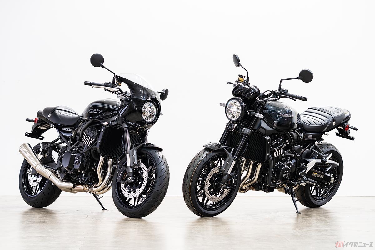 左から「Z900RS CAFE」「Z900RS Black Ball Edition」2026年モデル
