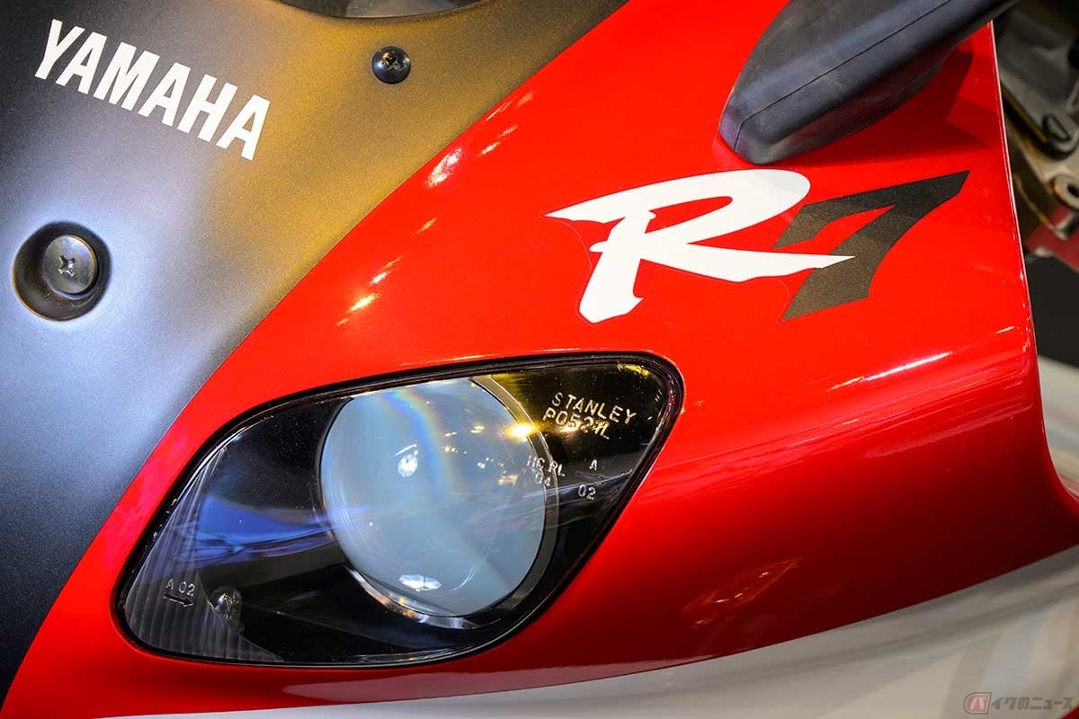 ヤマハの幻の名車「YZF-R7(OW02)」(1999年)