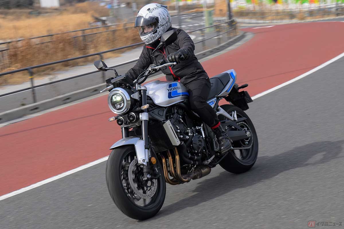 ホンダの「王道ネイキッド」を現代版に解釈。「CB1000F」はその存在感と扱いやすさを両立した次世代ネイキッドだった