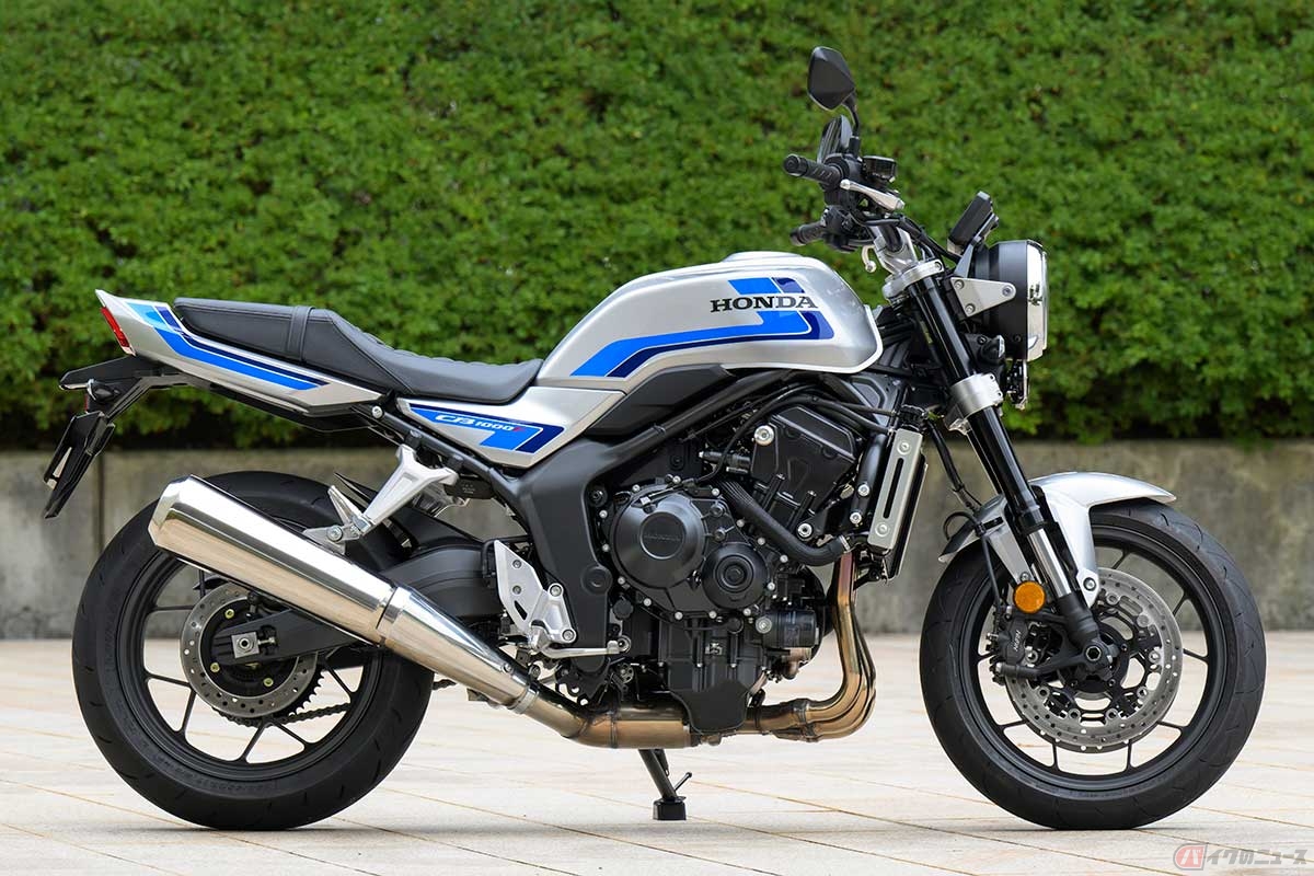 2025年11月14日に発売されたホンダ「CB1000F」は、イメージカラーのウルフシルバー（ブルーストライプ）が「スペンサーカラー」と呼ばれるが……