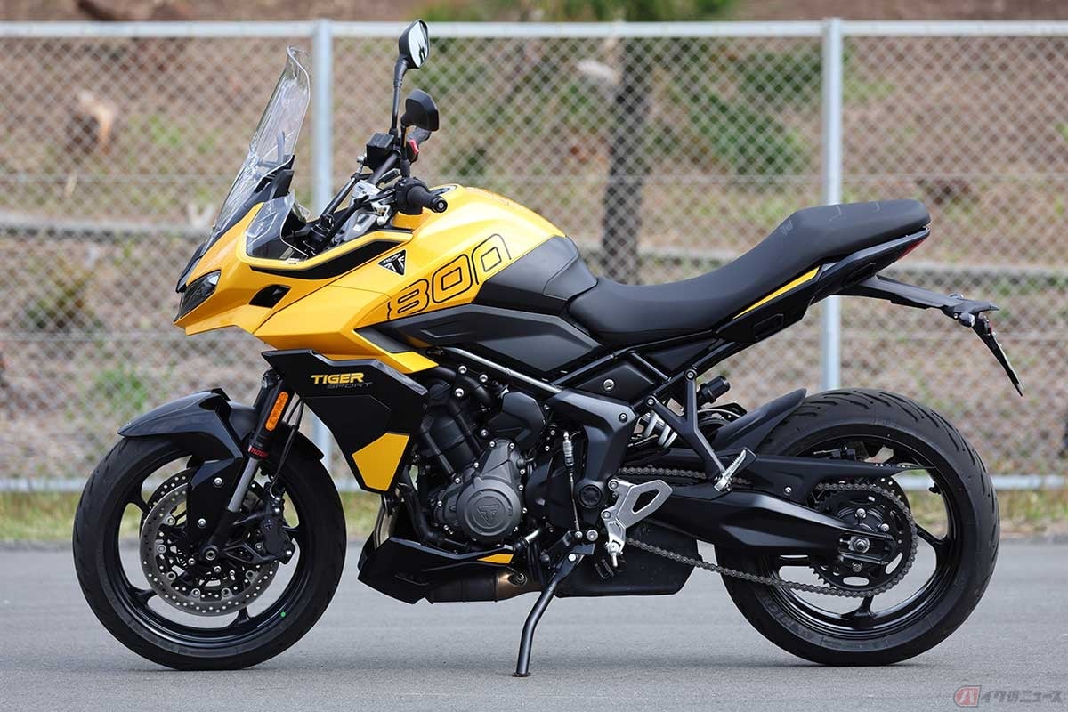 トライアンフ「Tiger Sport 800」カラー:コスミックイエロー