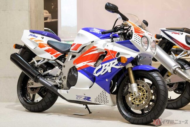 【お問い合わせ多数のため受付停止中】CBR900RRファイアーブレード1993年モデル 20260218_cbr9rr_03-650x433.jpg