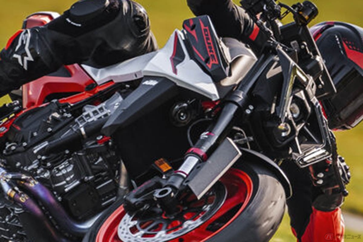 KTM「990 DUKE R」