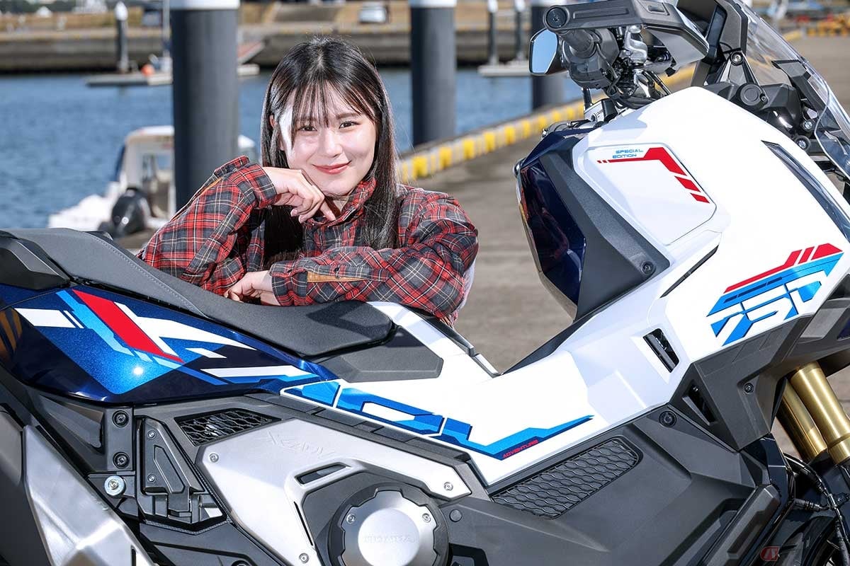 ホンダ「X-ADV」と、バイク女子の高梨はづきさん