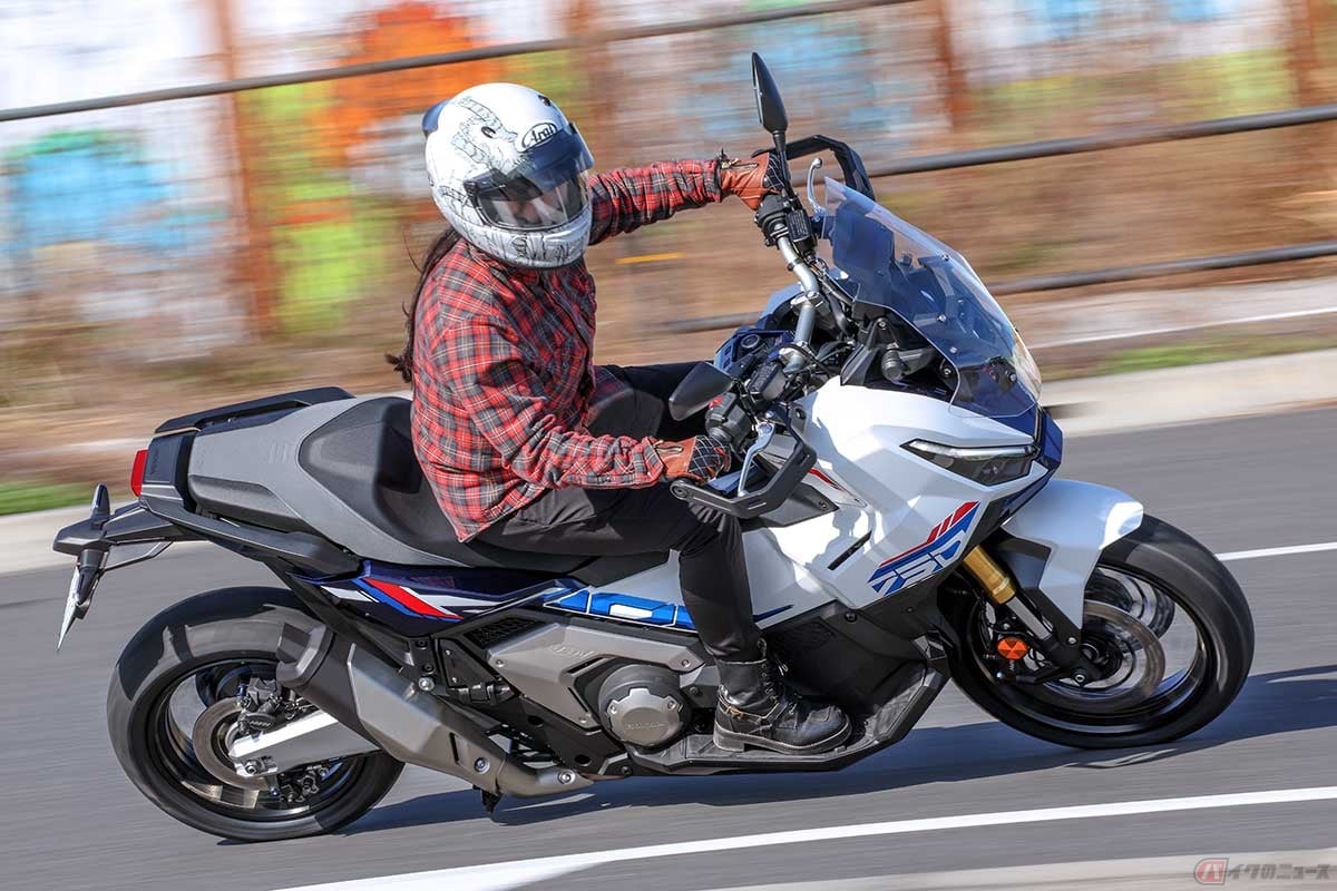 「DCT」特有の挙動やニーグリップができないことに最初は戸惑ったけれど、慣れてしまえばアドベンチャーバイクのような安定感と軽快な旋回性で快適に走れる