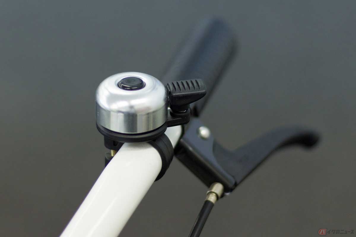 自転車のベルの音はクルマに届くのでしょうか
