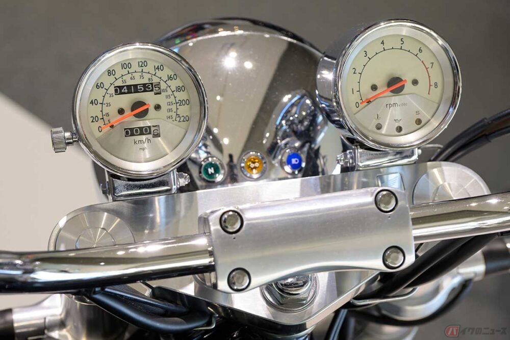 対向6気筒エンジン搭載!!「他のバイクと比べるのは意味がない」排気量