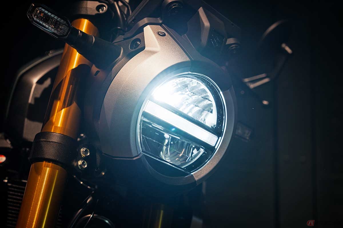 スズキ新型「GSX-8T」