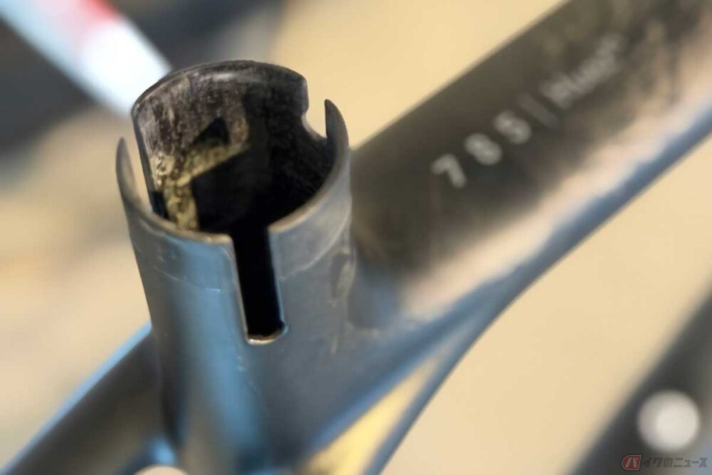 フレーム重量約850グラム!? LOOK新型「785 Huez 2 RS」登場 上り切った