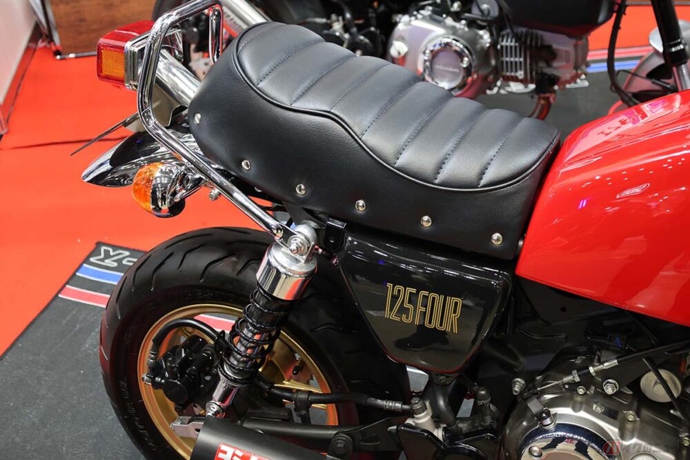 価格約15万円でホンダの原付「モンキー125」が「ヨンフォア」風に!? CB